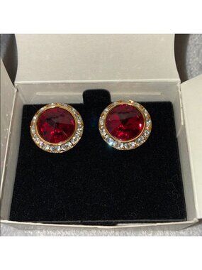 Elegant Gold and Red Earrings Set